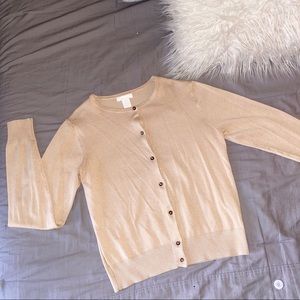 Long sleeve button up shirt